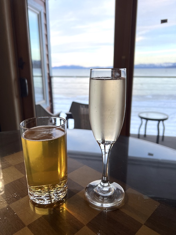 south lake tahoe date night two drinks on table at the Idle Hour